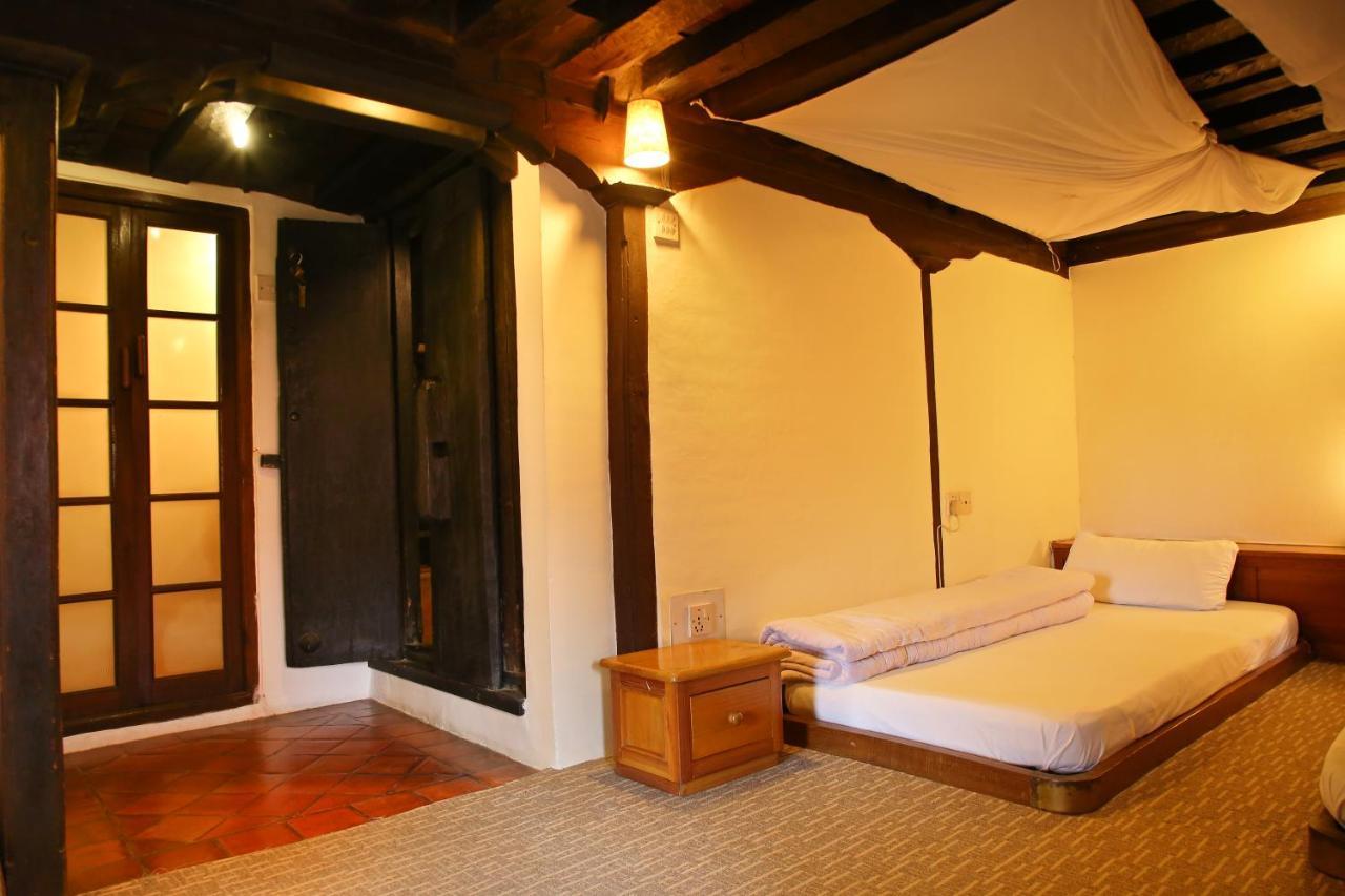 Newa Chen Historic House Unesco Lalitpur Exterior photo