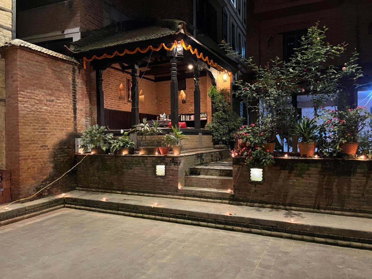 Newa Chen Historic House Unesco Lalitpur Exterior photo
